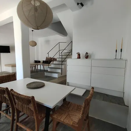 Tzitziki Piso Livadi