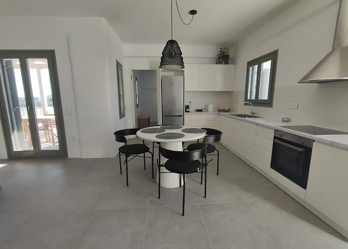 Tzitziki Piso Livadi