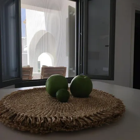 Tzitziki Villa *
